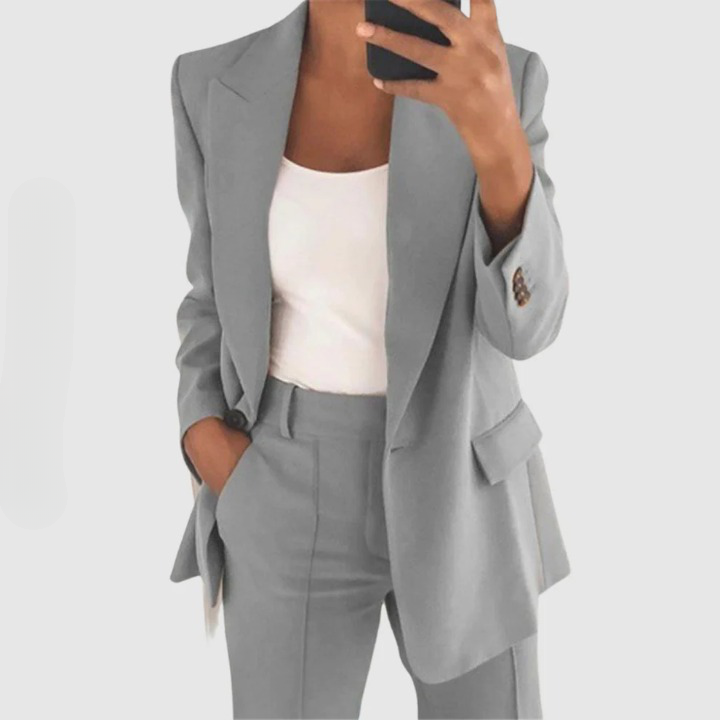 Elegante blazer & pantalon damespak met moderne pasvorm